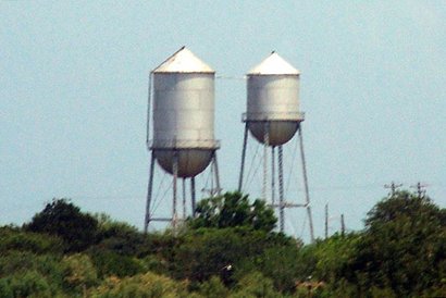 Kenedy Texas water towers