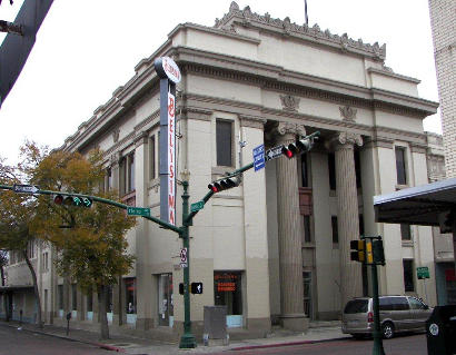 Laredo TX - Old Bank building