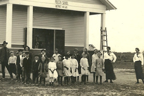 Poesta  TX - Poesta School class photo