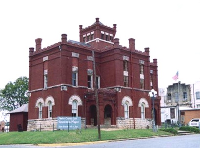 Bellville Texas - Austin County Jail Museum