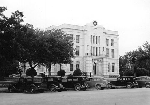 Bonhamn, Texas - Fannin County  courthouse
