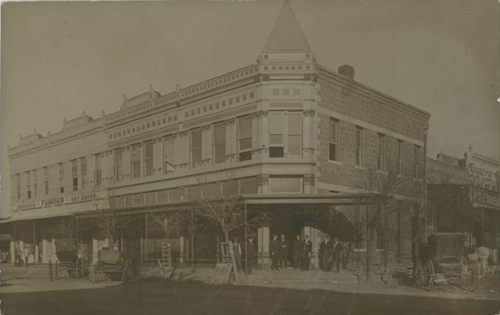 Coleman TX - Corner building