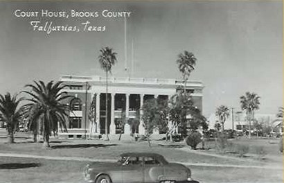 Brooks County Courthouse, Falfurrias, Texas 1940s old post card