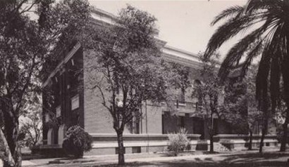 Brooks County Courthouse, Falfurrias, Texas old post card