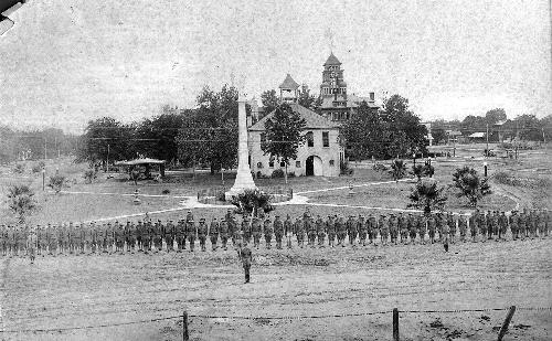 TX - Gonzales County Courthouse, square with Soldiers