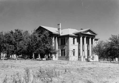 Glasscock County courthouse old photo, Garden City, Texas