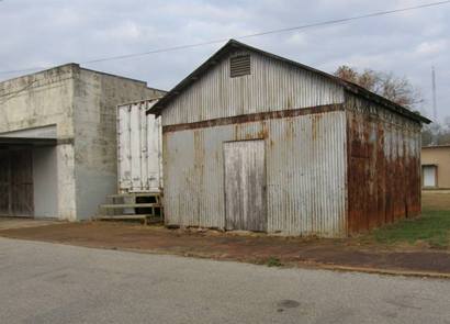 Old Tin Shed