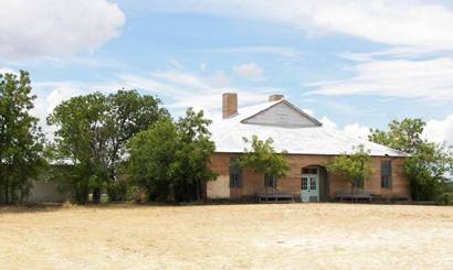 Hext Texas Former School 