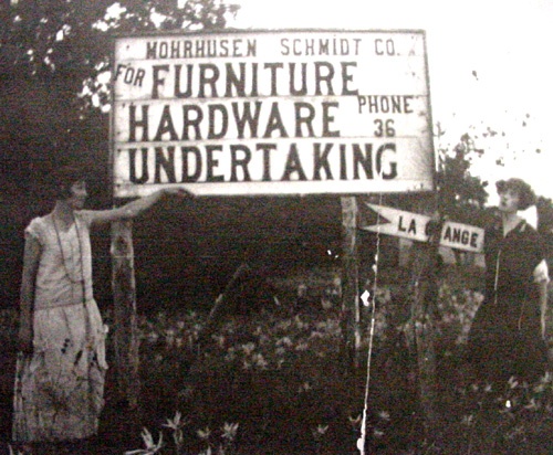 La Grange TX - Undertaking Sign