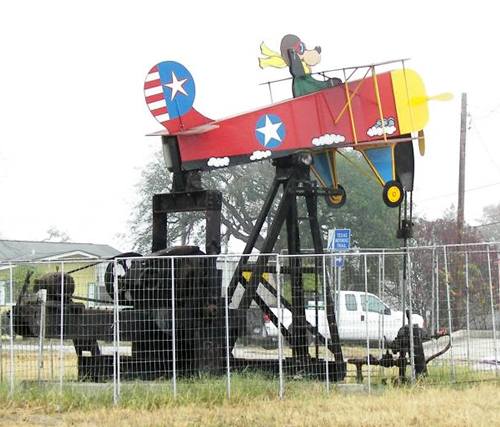 Luling TX - Pumpjack