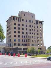 Hotel Marshall during restoration in  2005