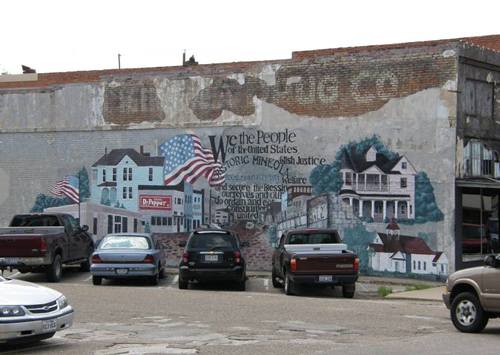Mineola Tx mural and ghost sign