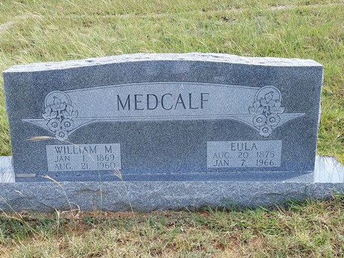 TX - Tombstone of William and Eula Medcalf, owner of Mozelle Store 