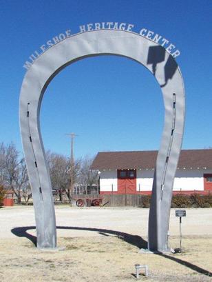 Muleshoe Texas' World's largest muleshoe