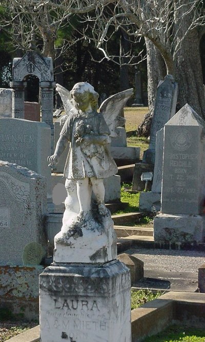 TX - New Ulm Cemetery angel