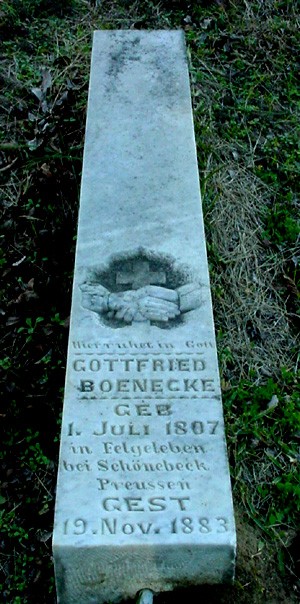 TX New Ulm Cemetery Obelisk
