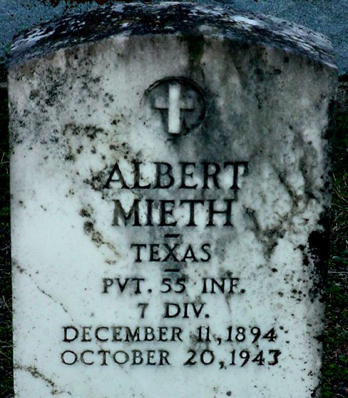 TX New Ulm Cemetery  WWII  grave