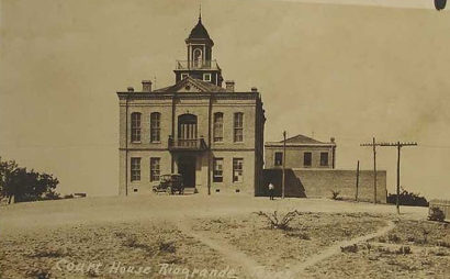 Rio Grande City TX - 1886 Starr County Courthouse
