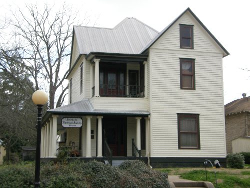 Smithville TX -  Smithville Heritage Society Museum