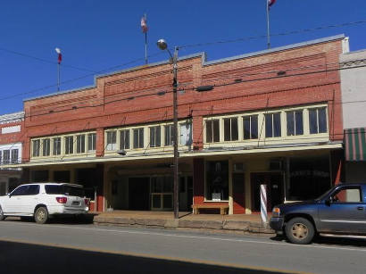 San Augustine Tx - Augus Theatre