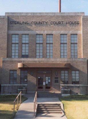 Sterling City Tx - Sterling County Courthouse front entrance