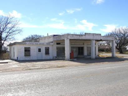 Veribest Tx - Post Office and Gas Station
