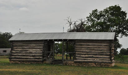 Warrenton TX - Dog Trot Cabin