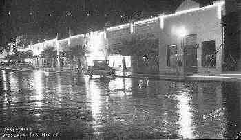 vintage photo of Texas street scene