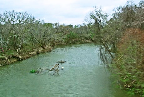 San Antonio River, Texas,  crossing US Highway 77