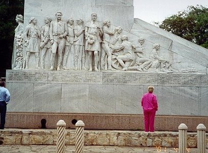 Alamo Cenotaph, San Antonio Texas