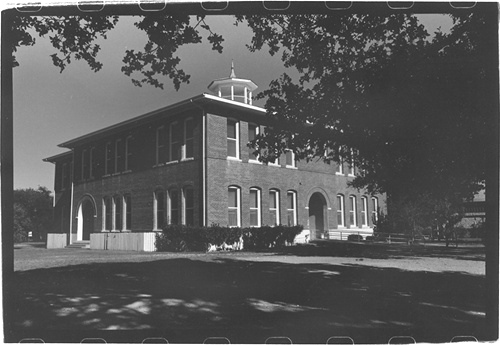 Bertram Elementary School, Texas