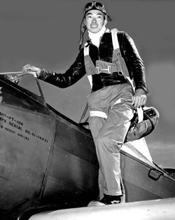 WWII Chinese American pilot