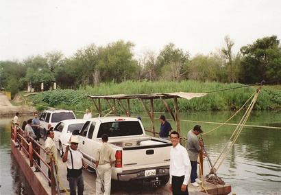 The funeral procession on Los Ebanos ferry