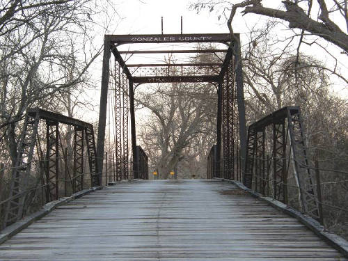 Gonzales County,  Slayden TX - 1915 Thru Truss Bridge