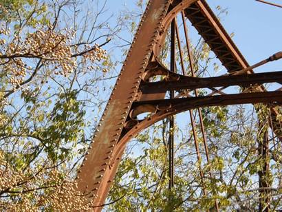 San Saba County TX - CR204 San Saba River Through Truss Bridge details 