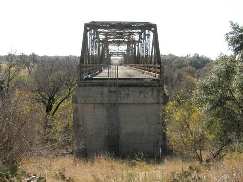 Condemned Winchell Bridge , Texas