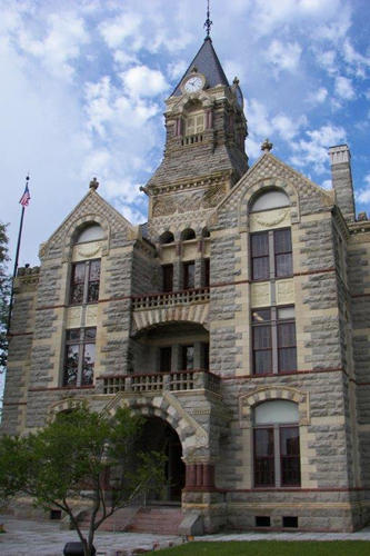 TX - Fayette County Courthouse front entrance