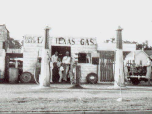 Marlin TX - Gas Station , 1947s