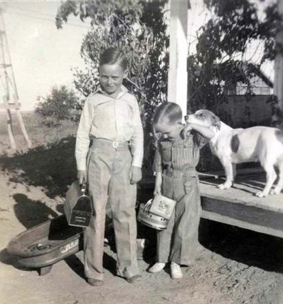 Kerrick, Texas old photo - first day of school, kids with dog