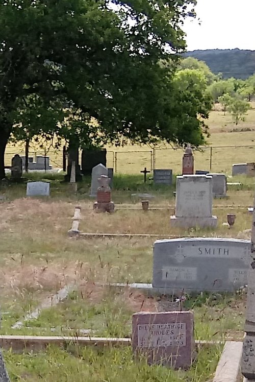 Oxford TX - Llano County  Oxford Cemetery  tombstones