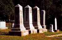 3 obelisks in Oxford Cemetery
