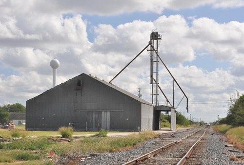 Banquete TX - Grain Elevators 