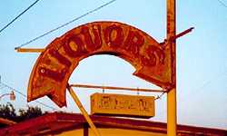 Edna Texas - Edna Liquor Old Neon