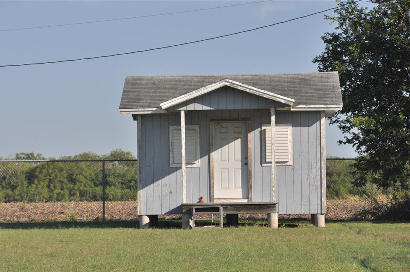 McNorton TX - small house