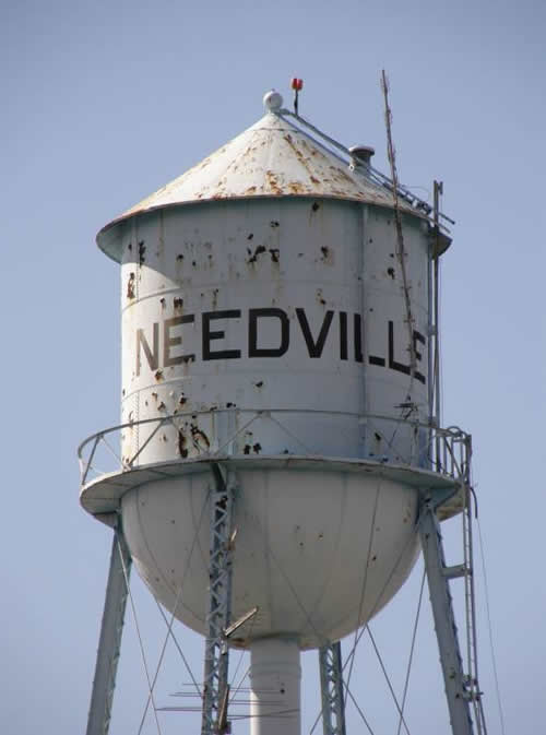 Needville Tx - Tin Man Water Tower