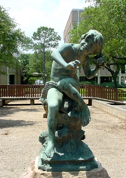 Port Arthur TX - Sub Courthouse  statue