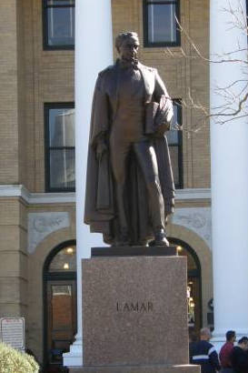 Richmond Tx - Lamar Statue