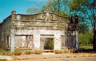 Old store ruins, San Perlita, Texas
