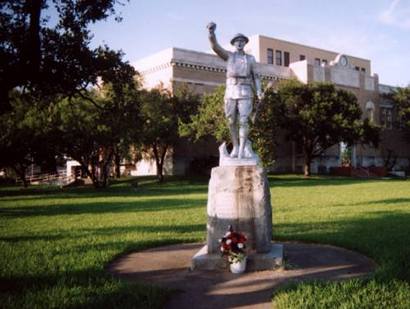 WWI Memorial Doughboy ,  San Patricio County Courthouse, Sinton Texas