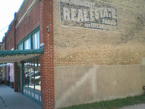 Bartlett, Texas real estate ghost sign